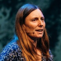 Portrait of Debbie O'Brien