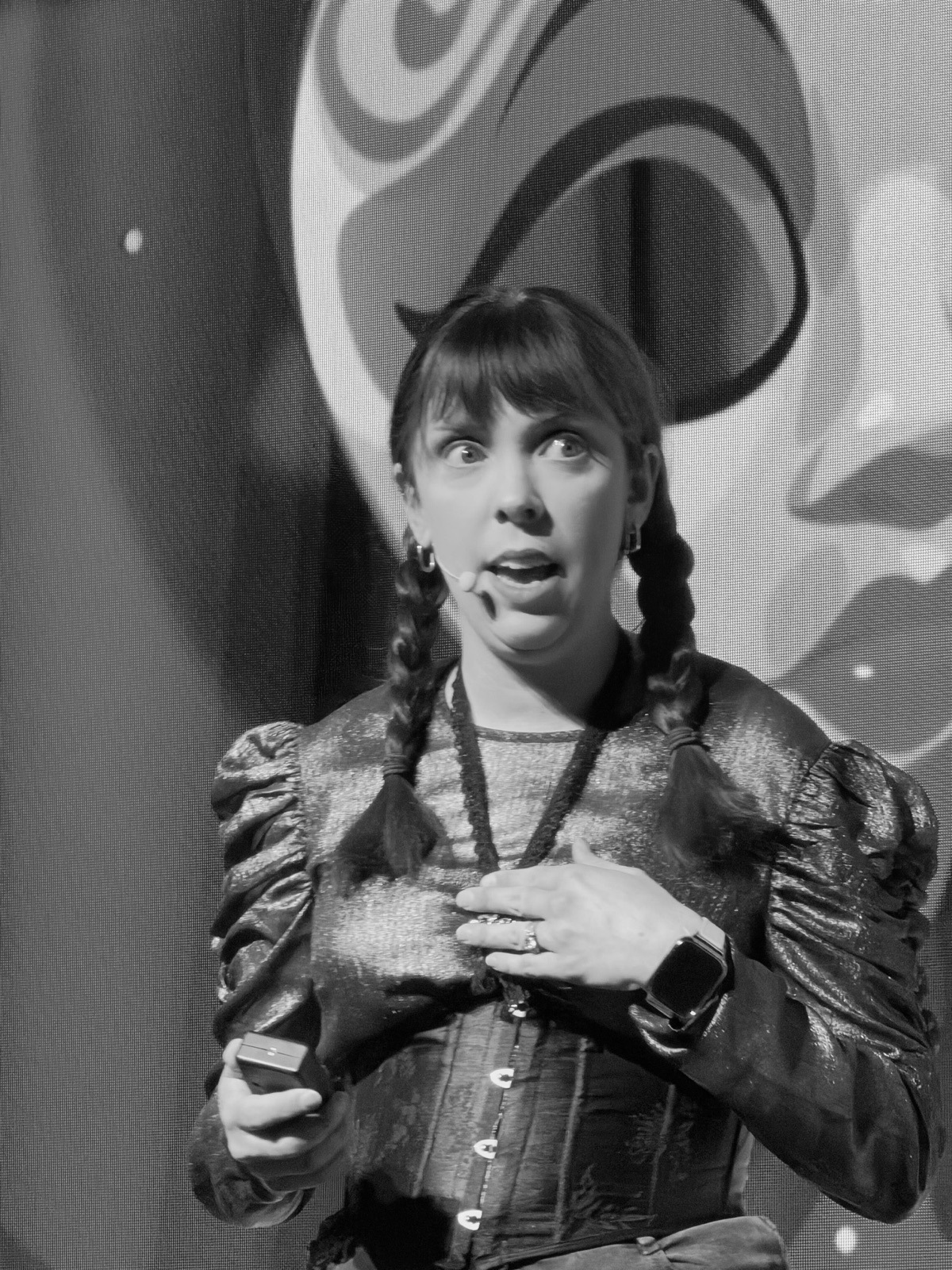 Portrait of Heather Reid